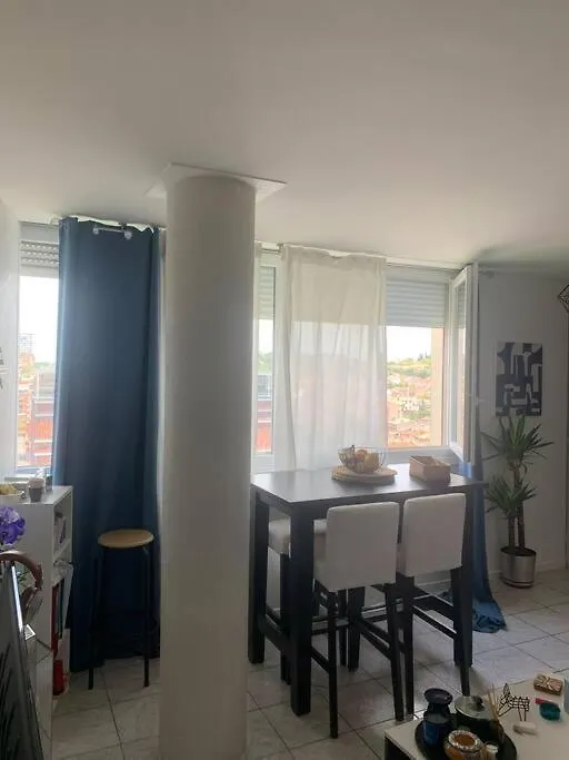 Ferienwohnung Au Dessus Des Toits - Hypercentre - Metro - Gare Toulouse Apartment